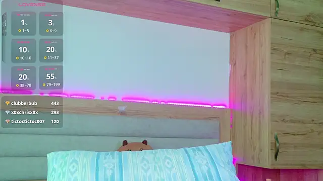LunaXBaddie 现场XXX聊天