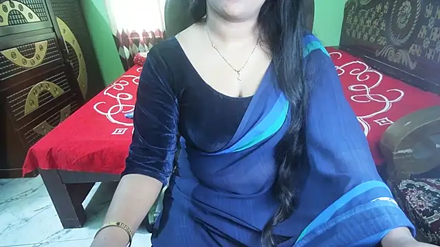 BengaliQueenStar Chat XXX in diretta