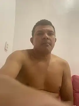 naceliogotoso Show in webcam