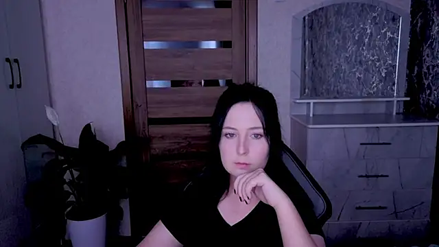 Kristy-Max Chat XXX in diretta