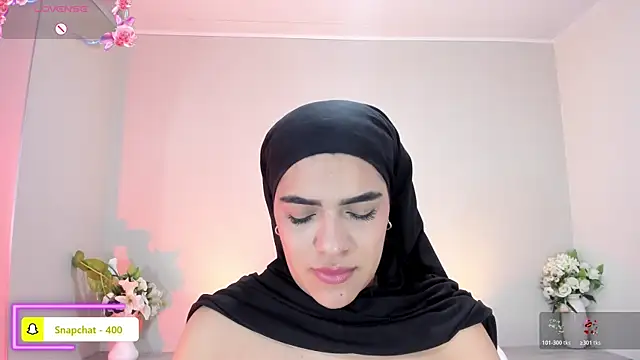 Umarani_ Chat XXX in diretta