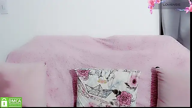 mariana_katto Chat XXX in diretta