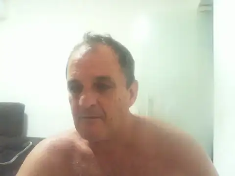 ConradinhoBR50 Show in webcam