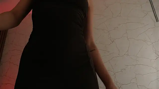 צ'אט XXX בשידור חי של sisi_von_dee
