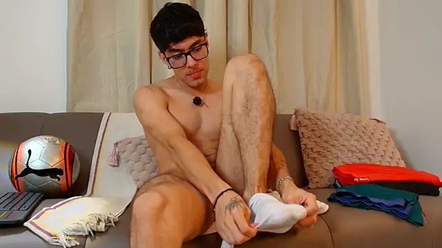 etham_wolf1 Show Webcam