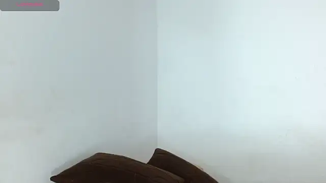 צ'אט XXX בשידור חי של Alexa_priincess