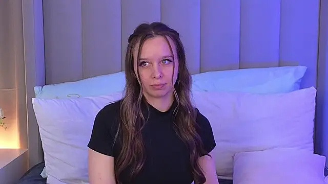 Ya_Siro Chat XXX in diretta