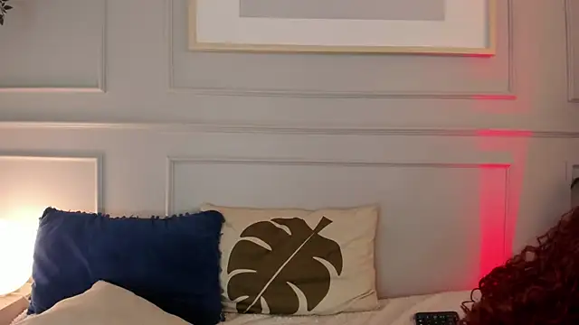 Chat +18 de Skarleth_bm ao vivo