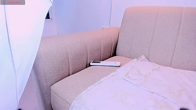 nyx_velvet Webcam show