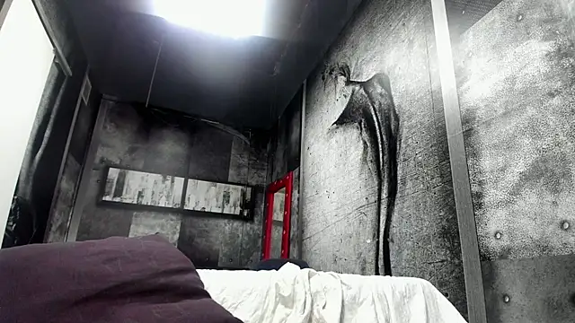 Gury_tattoo Show in webcam