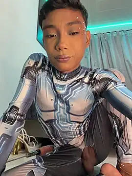 צ'אט XXX בשידור חי של alejo_cute