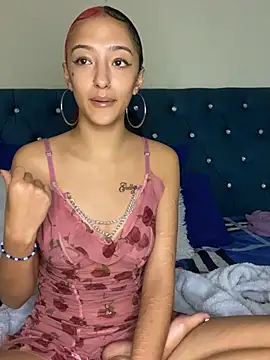 CuteBubbles13th Chat XXX in diretta