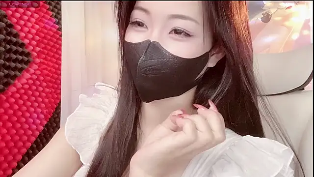 Emily_mmialody 现场XXX聊天