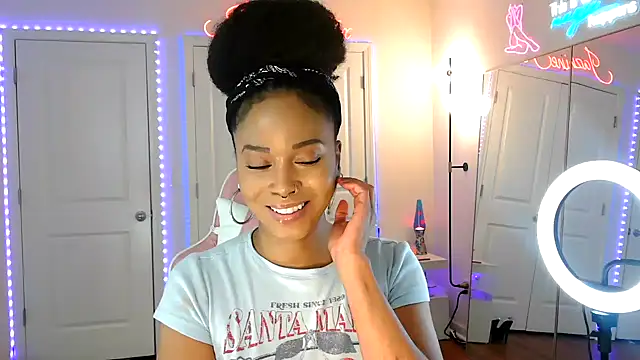 Chat +18 de JazmineFoxx ao vivo
