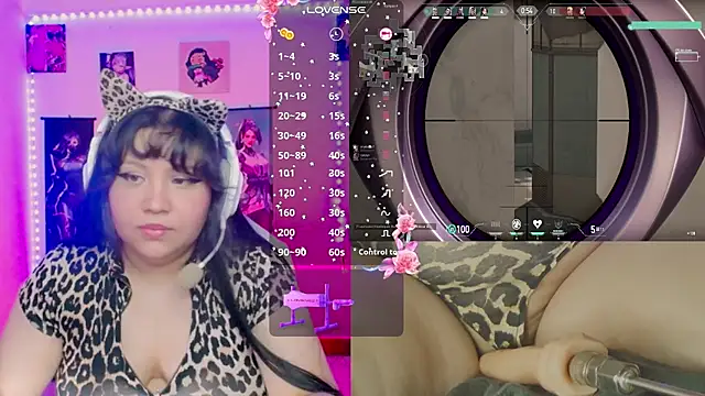 crystal7u7 Chat XXX in diretta