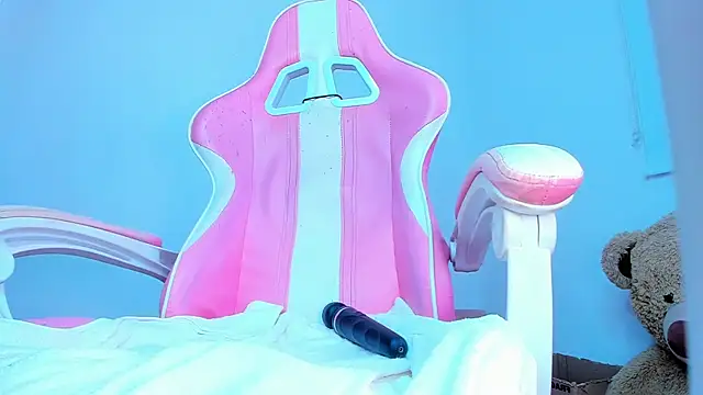 Ariana_f: онлайн-секс-чат