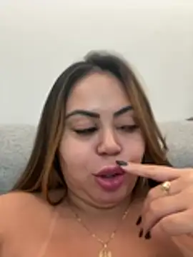 lariic Chat XXX in diretta