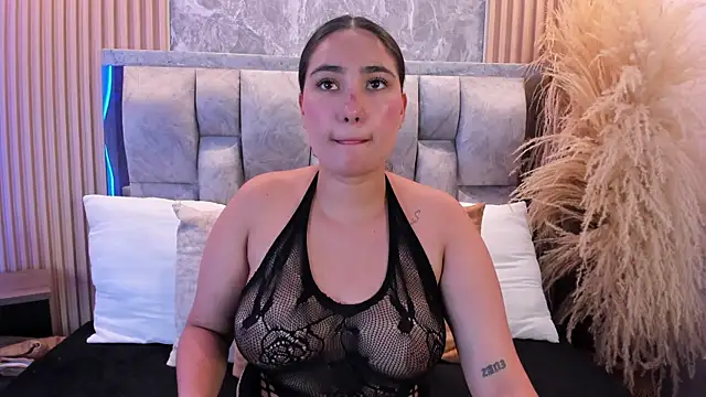 Sulay_Kim's Live XXX Chat