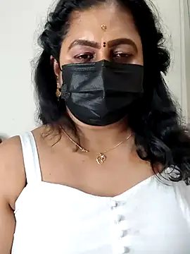 mallu_flower's Live XXX Chat