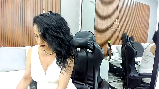 Chat XXX en directo de Velvet_Luxx