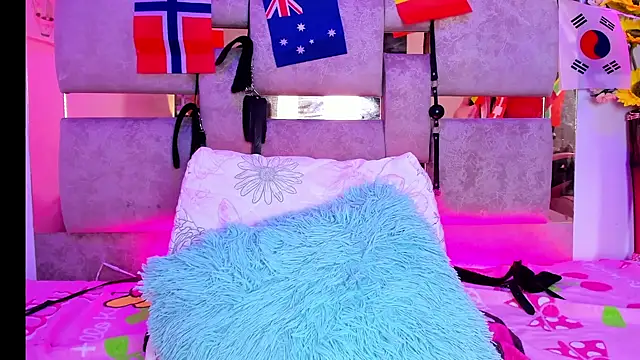 Natasha-Adams' Live XXX Chat