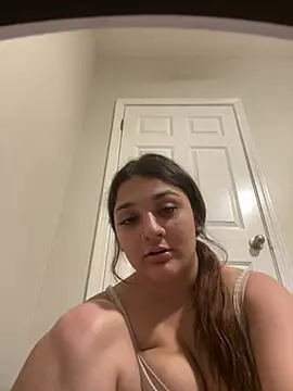 Chat +18 de treasurebabii ao vivo