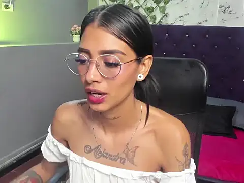 KarlaSlutSkinny__n Live XXX chat