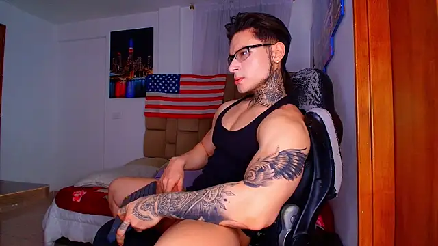 DennisWalkerr 现场XXX聊天