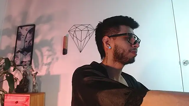 Czat XXX na żywo – Colby_brown03