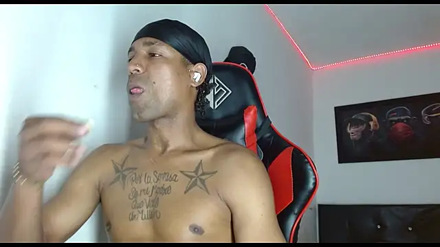 Show Webcam de BBC_Black_