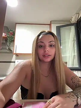 Noeliagglow 网络视讯表演