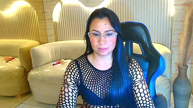Czat XXX na żywo – Valentina__r_