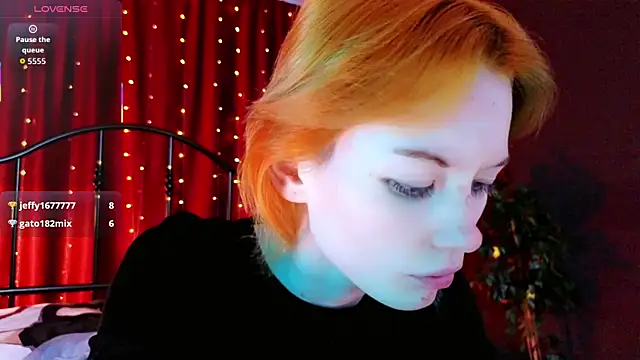 XXX chat uživo modela Kiara_Age