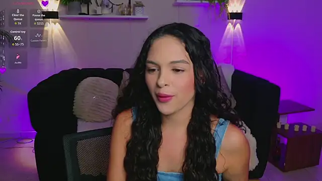 Chat XXX en directo de MaraVelvett