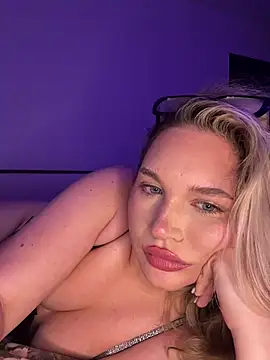 Chat +18 de Ashleyy_Diamond ao vivo