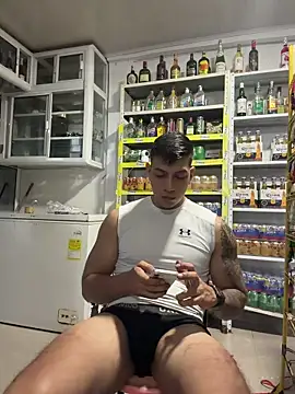 XXX chat uživo modela OliverWest04