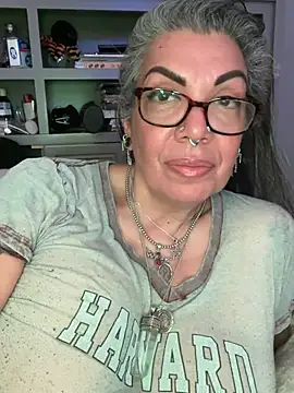 dieseldame1313 Pertunjukan Webcam