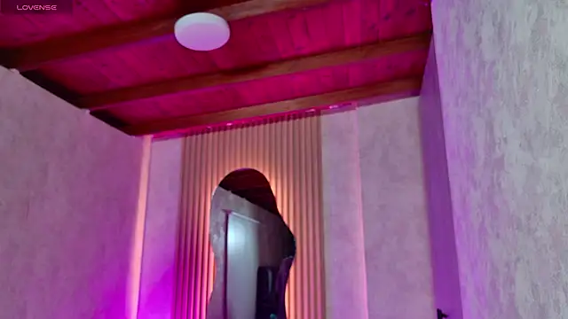 Chat +18 de Angel-umbra ao vivo