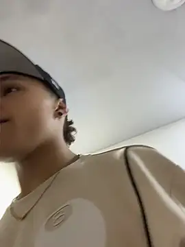 Dominik_Souza Live XXX-chat