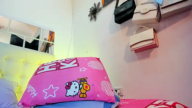 Chat +18 de MiaEvans0 ao vivo
