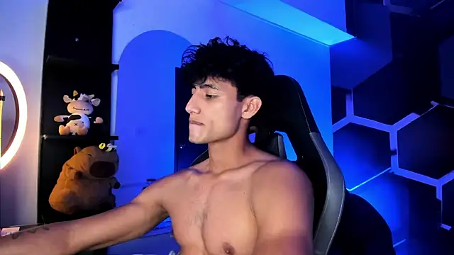 MaxiimoRomano_ Live XXX-Chat