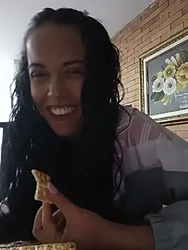 MiaForever1 – Naživo XXX chat