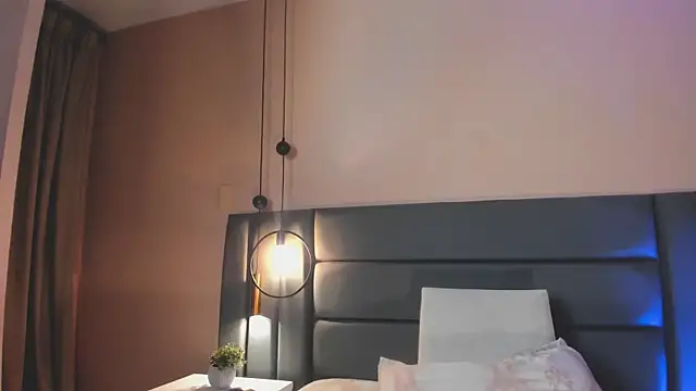 AndraCyruss Live XXX-Chat