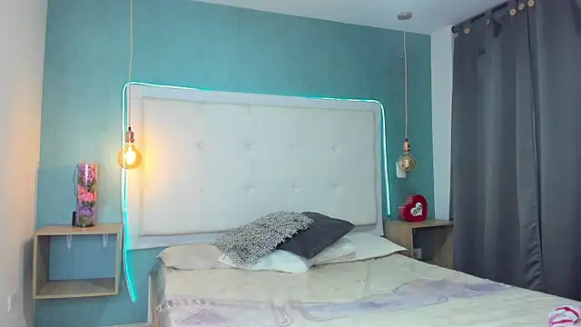 DominikDiaz Adlı Modelin Canlı XXX Sohbeti
