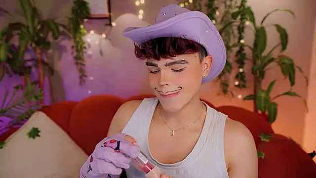 PRINCE_STEV Adlı Modelin Canlı XXX Sohbeti