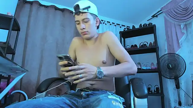 Jereth_Boy: απευθείας συνομιλία ΧΧΧ