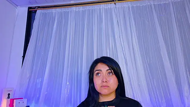 دردشة Victoria_J الجنسية المباشرة