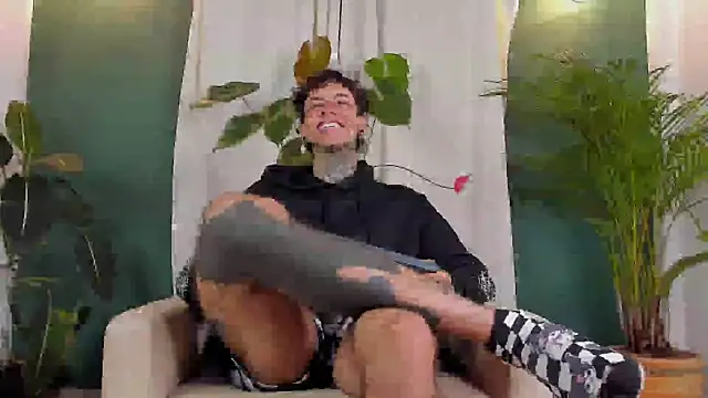 Aron_ford Chat XXX in diretta