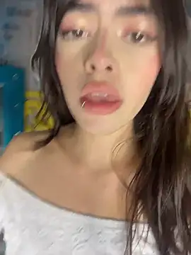 CuteLilAngelXXX's Live XXX Chat