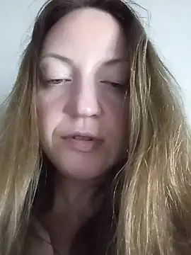 KattyLuuu Chat XXX in diretta
